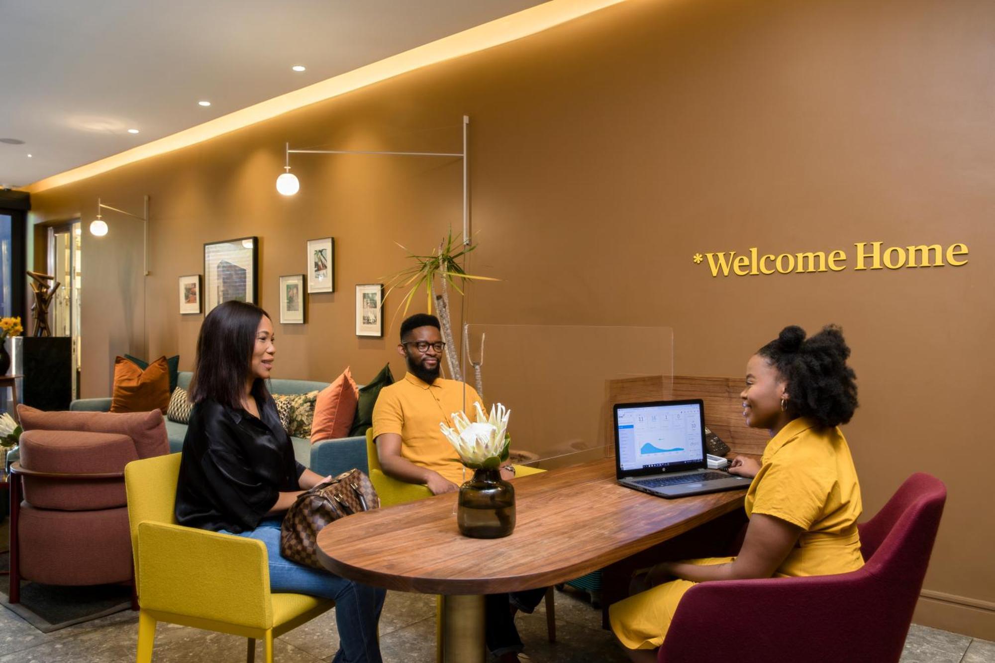Home Suite Hotels Rosebank 约翰内斯堡 外观 照片