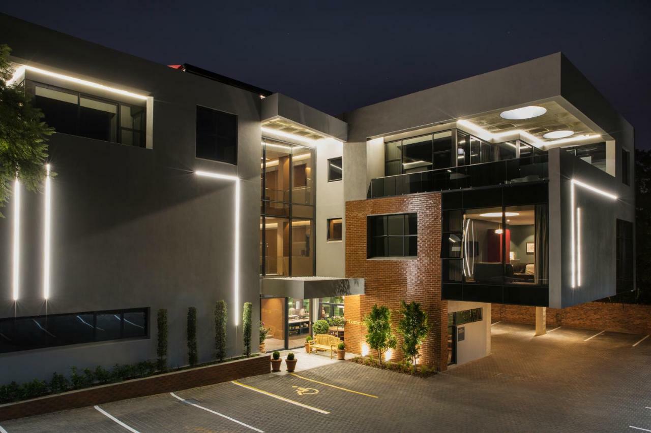 Home Suite Hotels Rosebank 约翰内斯堡 外观 照片