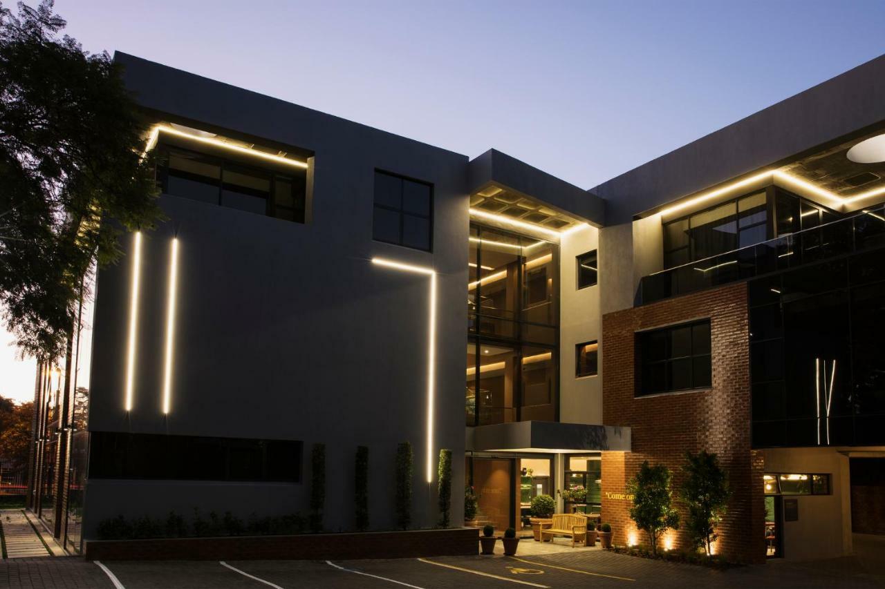 Home Suite Hotels Rosebank 约翰内斯堡 外观 照片