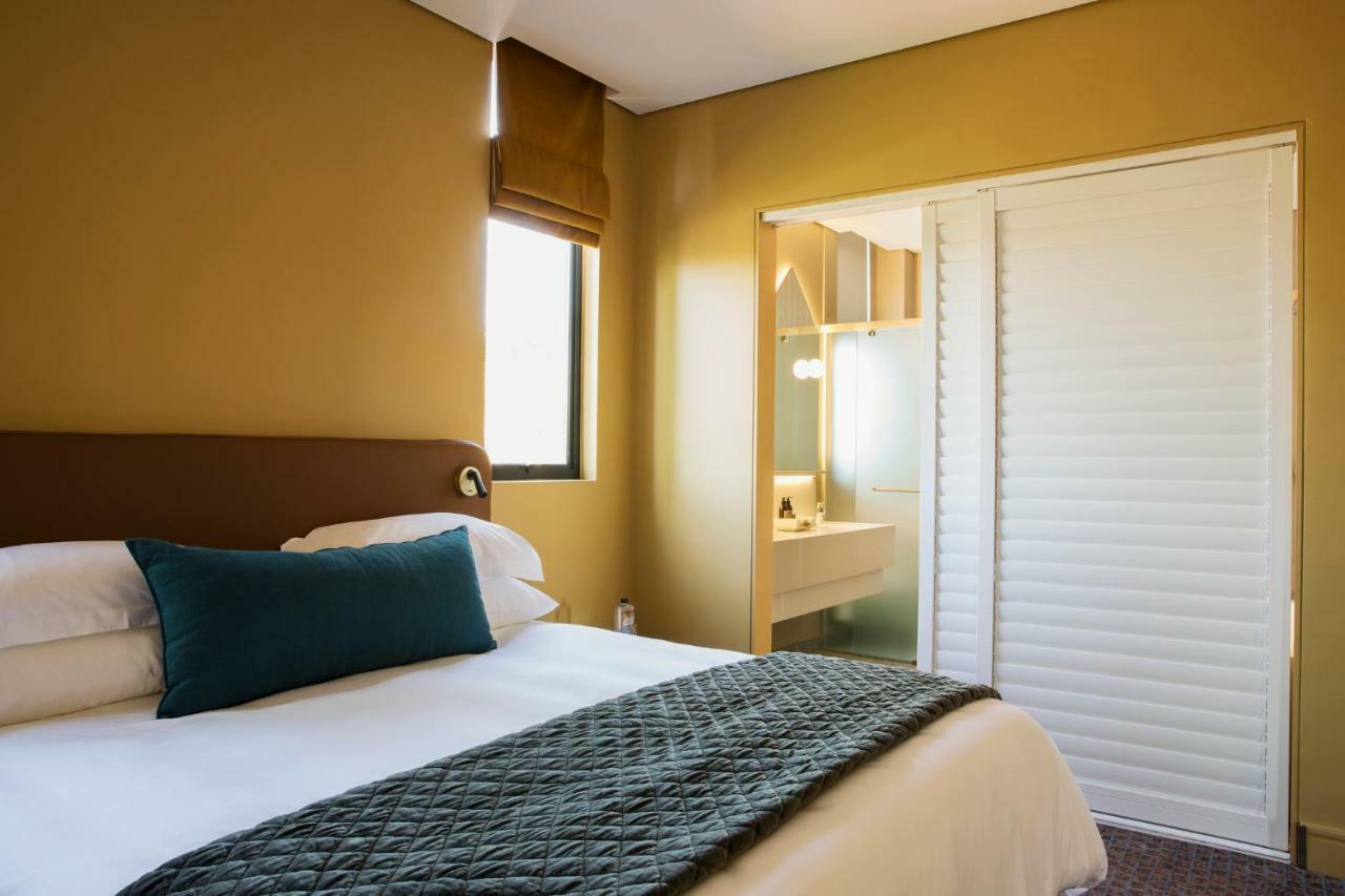 Home Suite Hotels Rosebank 约翰内斯堡 外观 照片